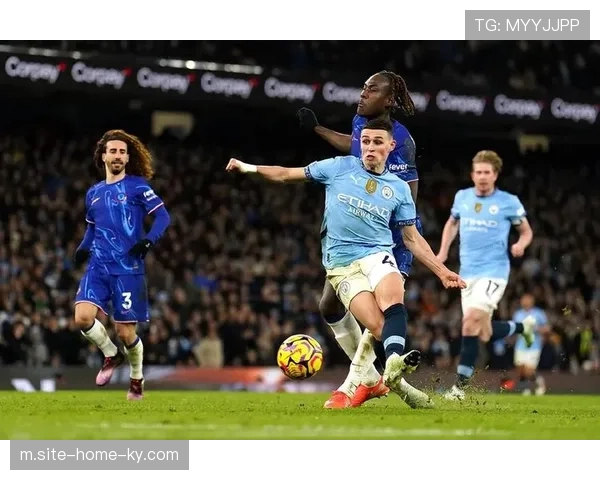 曼城新援艾特努里与多库左路组合,传中和直接进攻增多